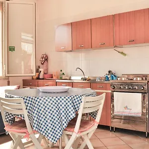  Casa vacanze La Casetta Gialla